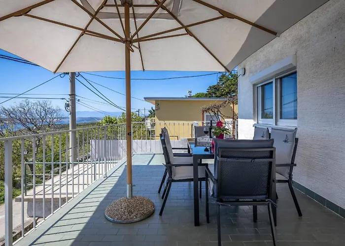 2 Bedroom Gorgeous In *