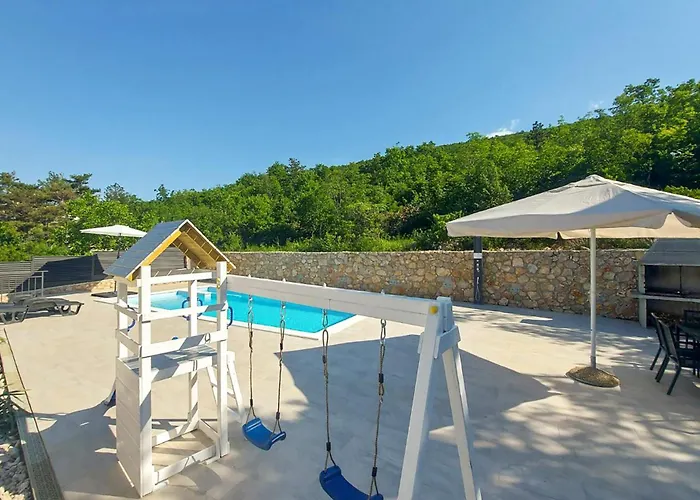 2 Bedroom Gorgeous In